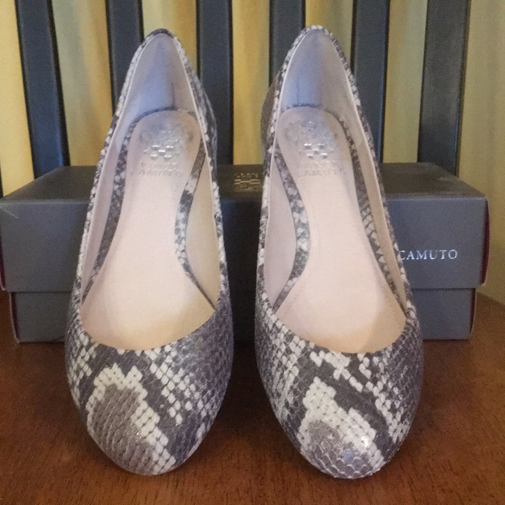 Snakeskin flat - Picture 2 of 5
